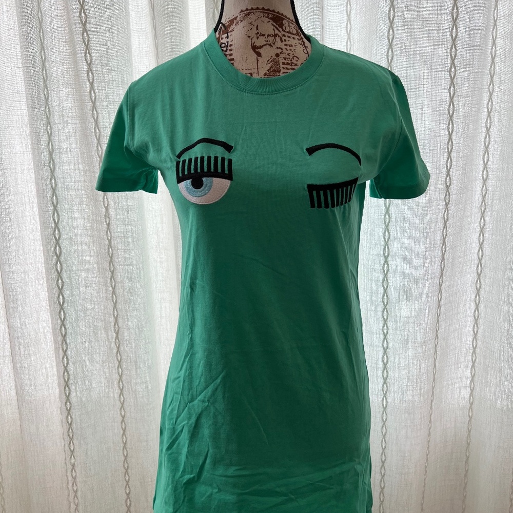 Chiara Ferragni long green tee